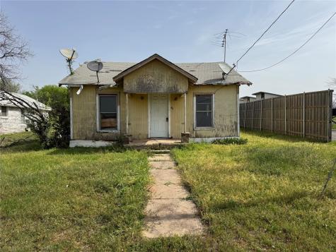 411 Decatur Street Bowie TX 76230
