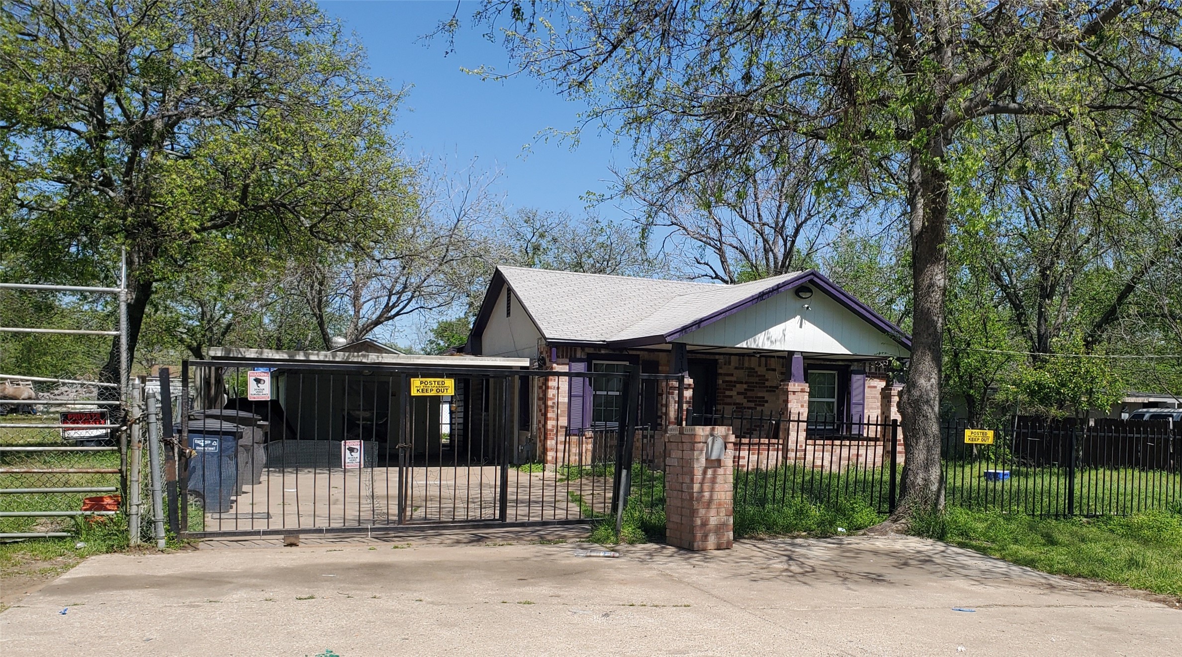 4319 Avenue J Fort Worth TX 76105