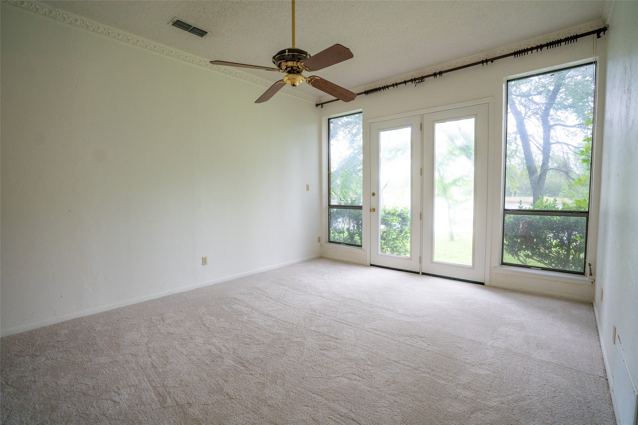 1895 County Road 3601 Edgewood TX 75117