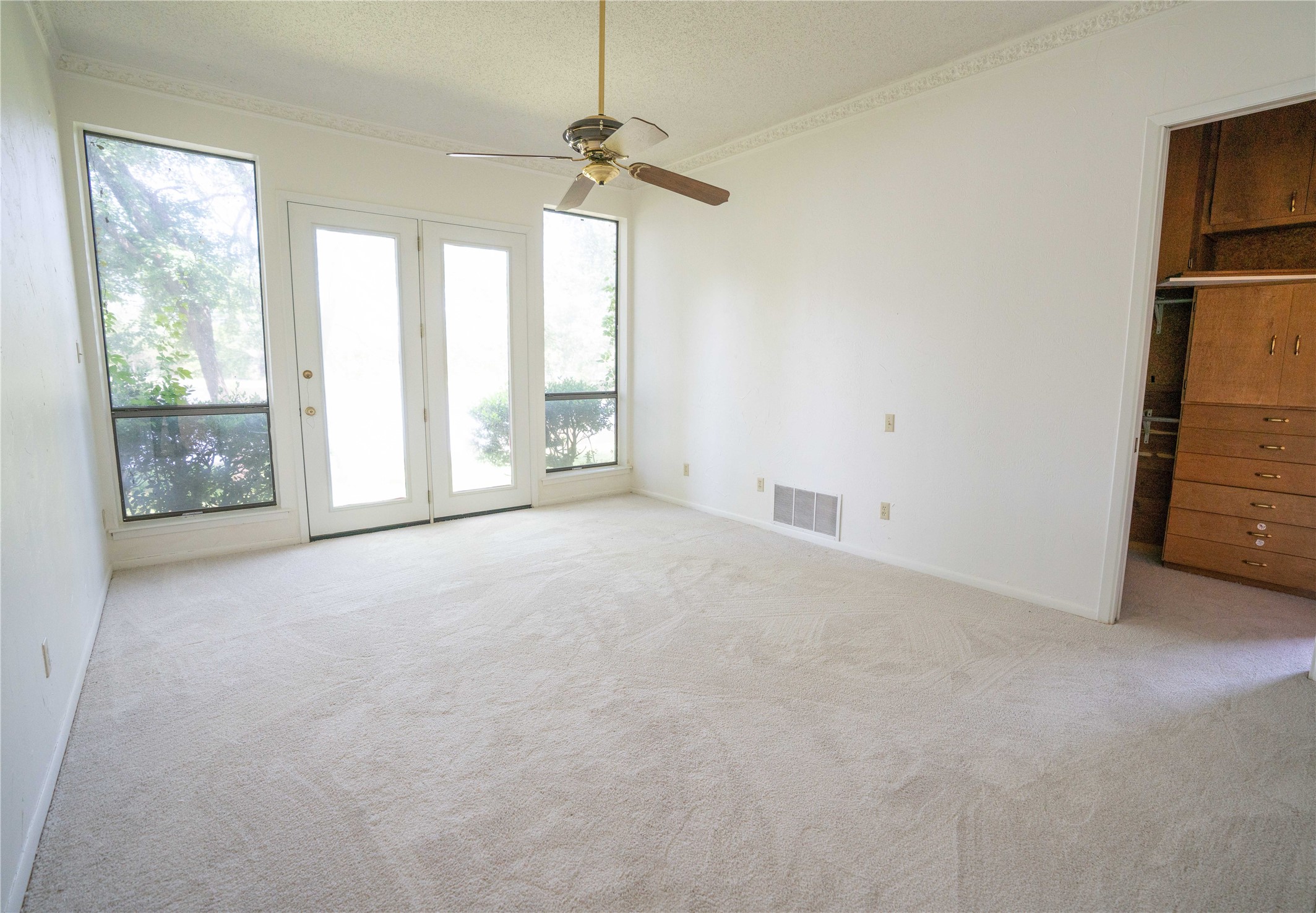 1895 County Road 3601 Edgewood TX 75117