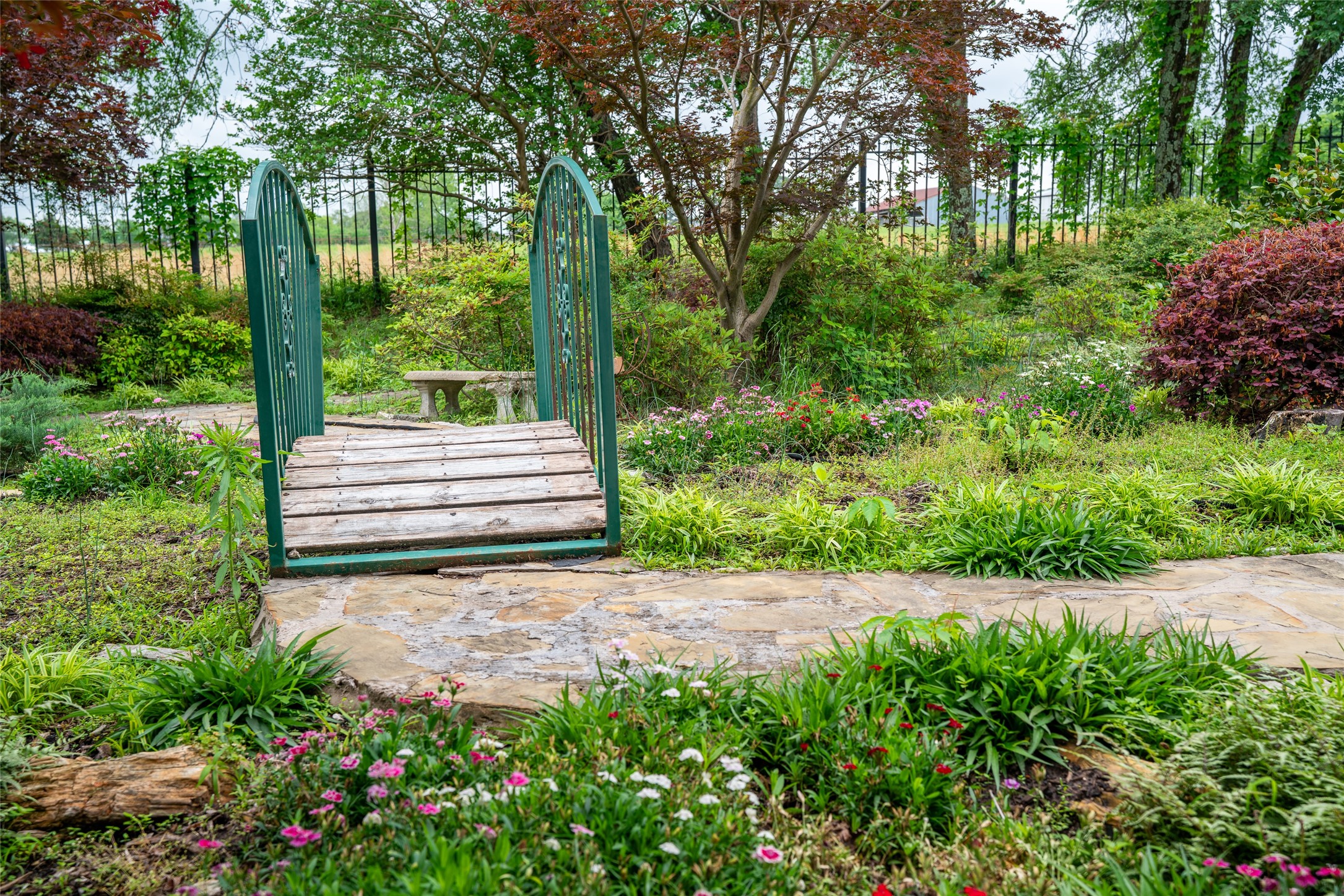 1895 County Road 3601 Edgewood TX 75117