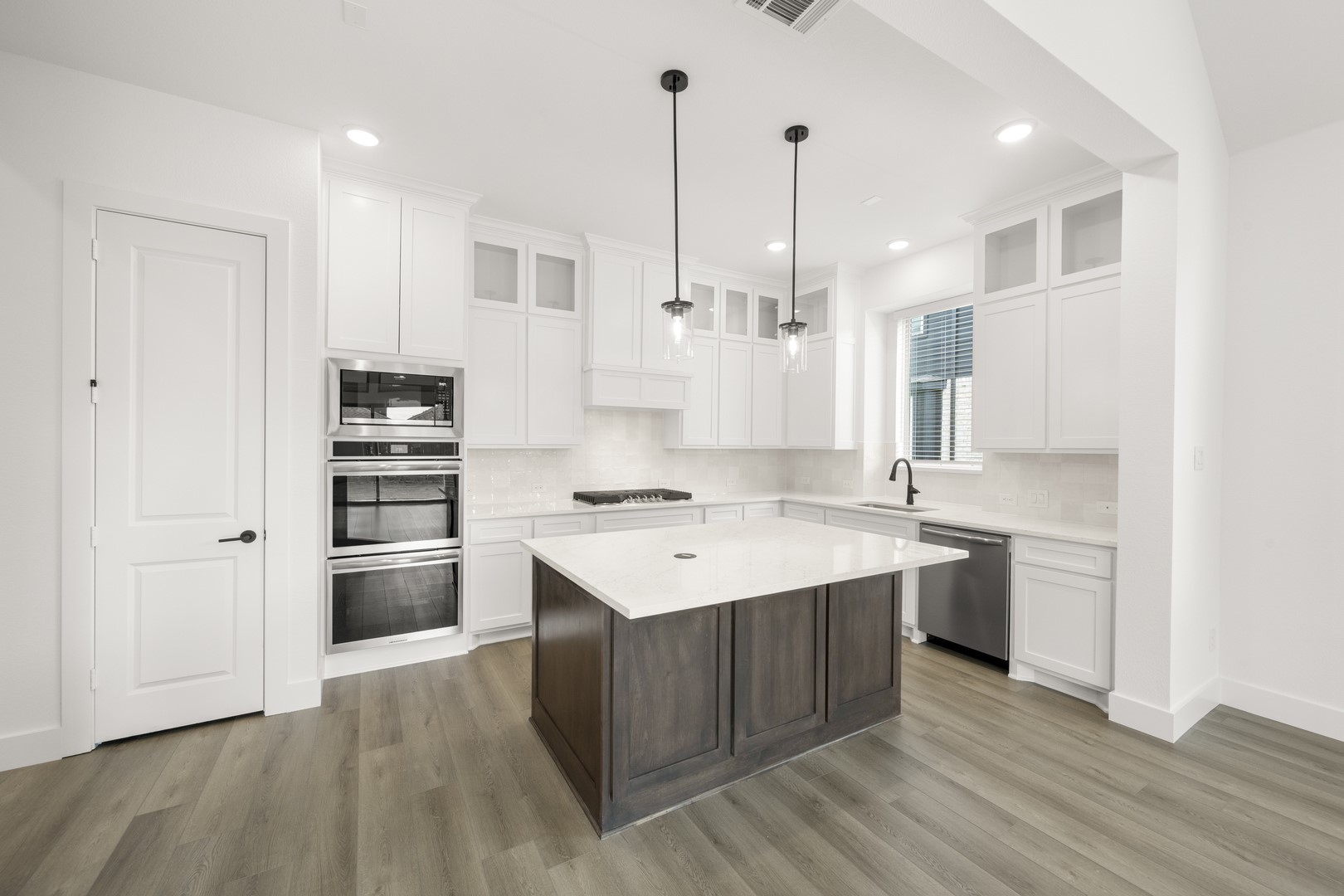 2102 Pelican Drive Mansfield TX 76063
