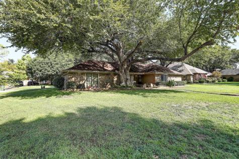 4504 Willow Bend Drive Arlington TX 76017