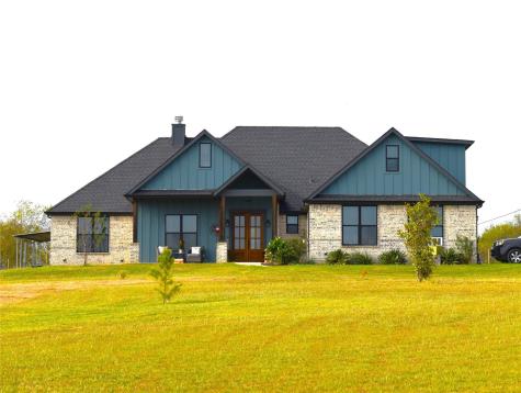 9024 County Road 420 Grandview TX 76050