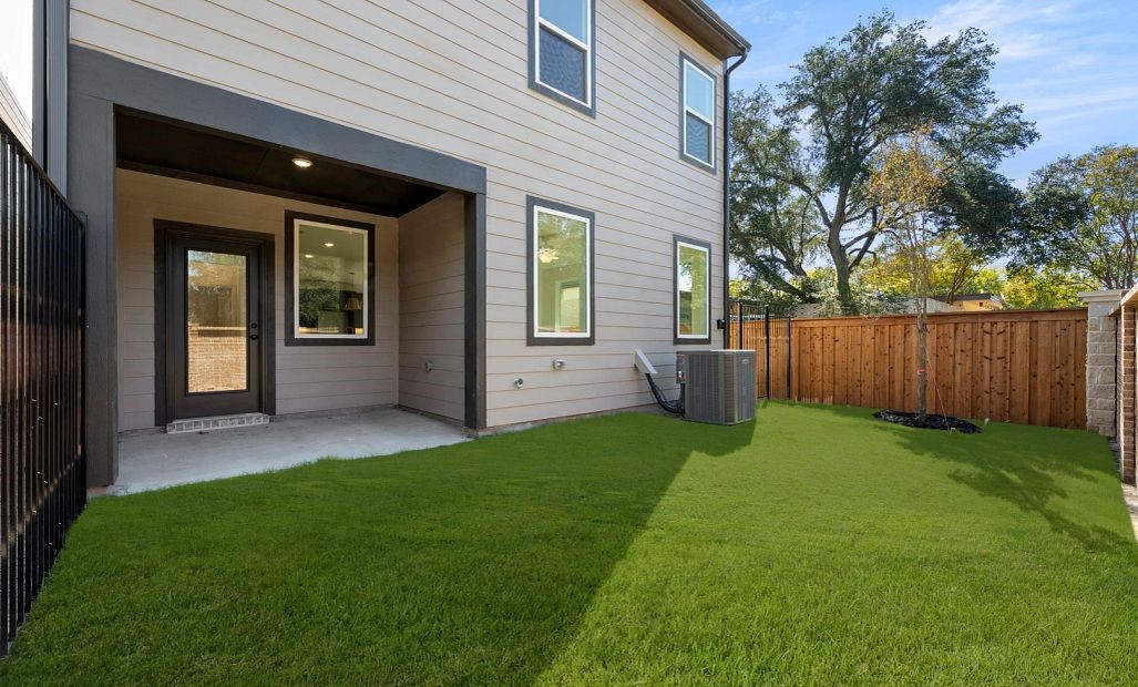 6914 Mission Tejas Drive Dallas TX 75228