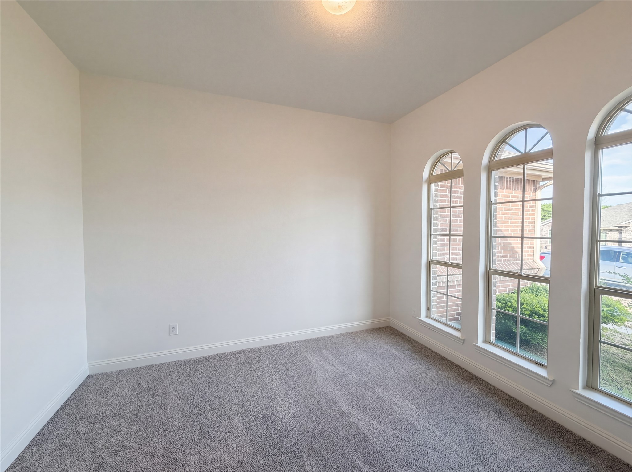 3717 Dutch Iris Lane Forest Hill TX 76140