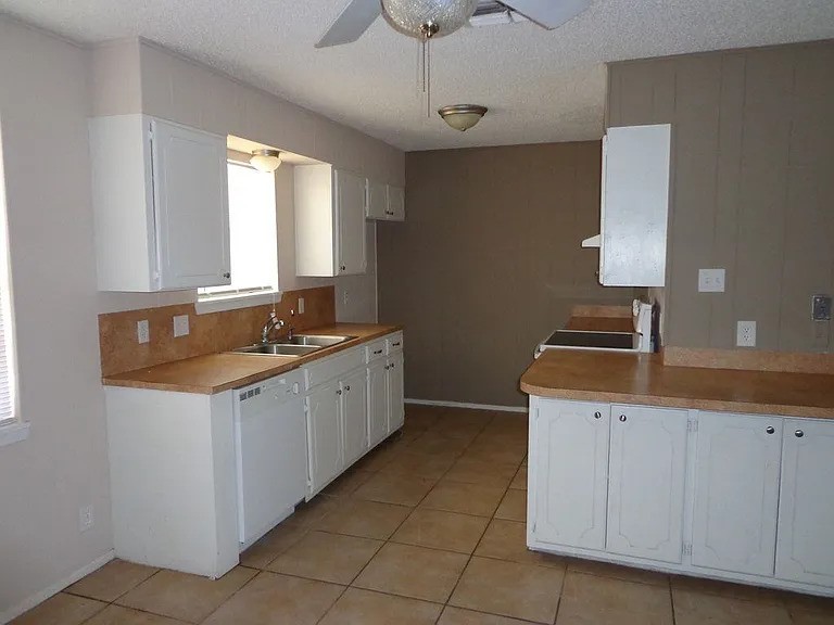 4004 Vicky Street Big Spring TX 79720