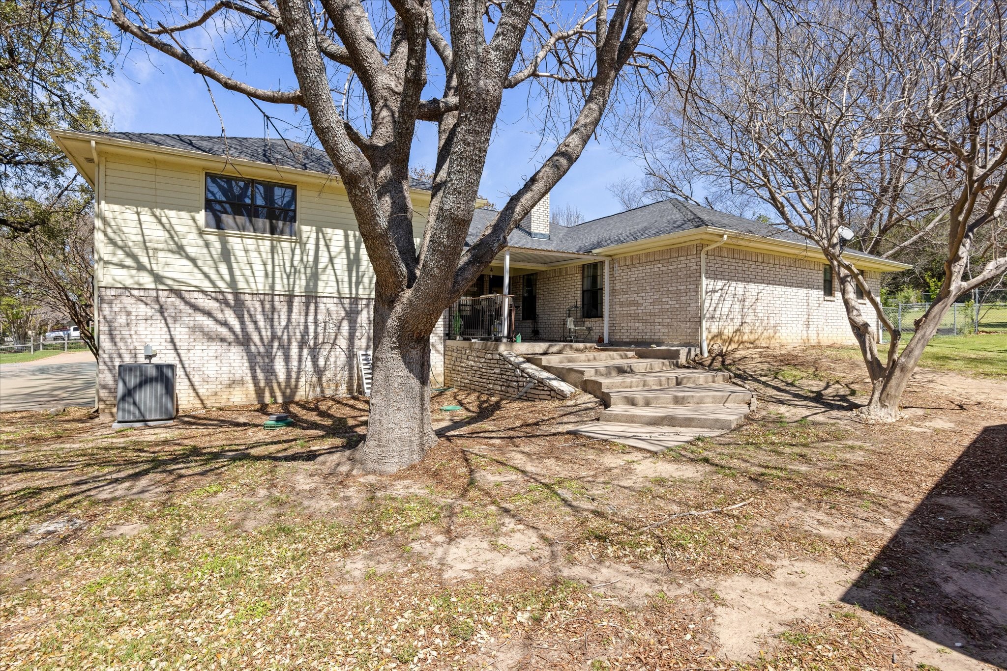 1701 Hitching Post Road Granbury TX 76049