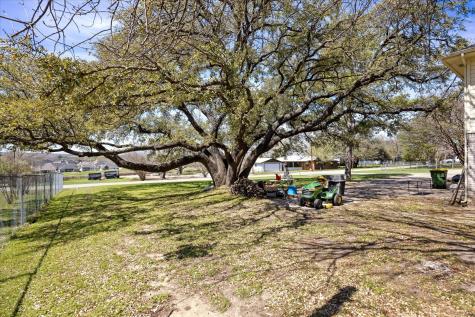1701 Hitching Post Road Granbury TX 76049
