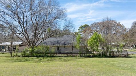 1701 Hitching Post Road Granbury TX 76049