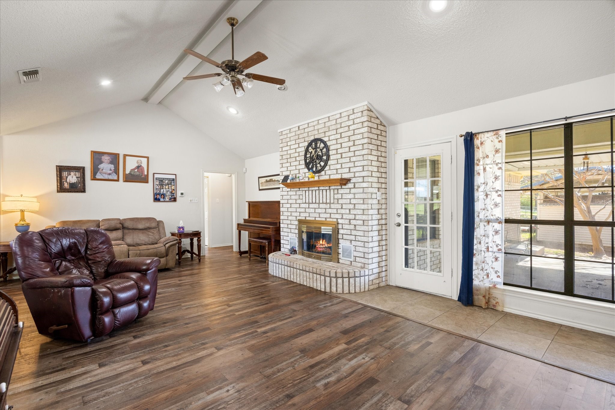 1701 Hitching Post Road Granbury TX 76049