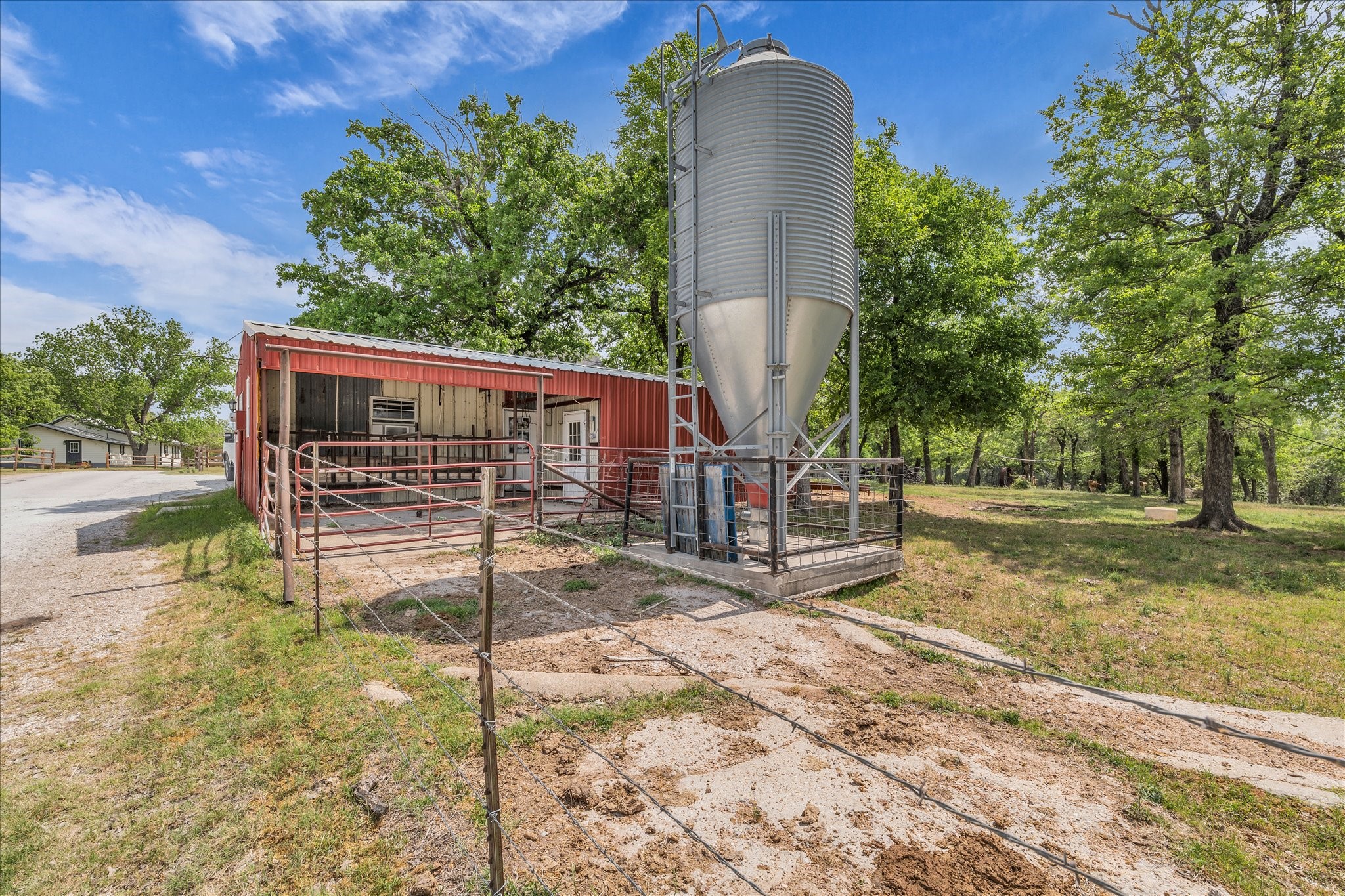 261 Windmill Lane Waco TX 76705