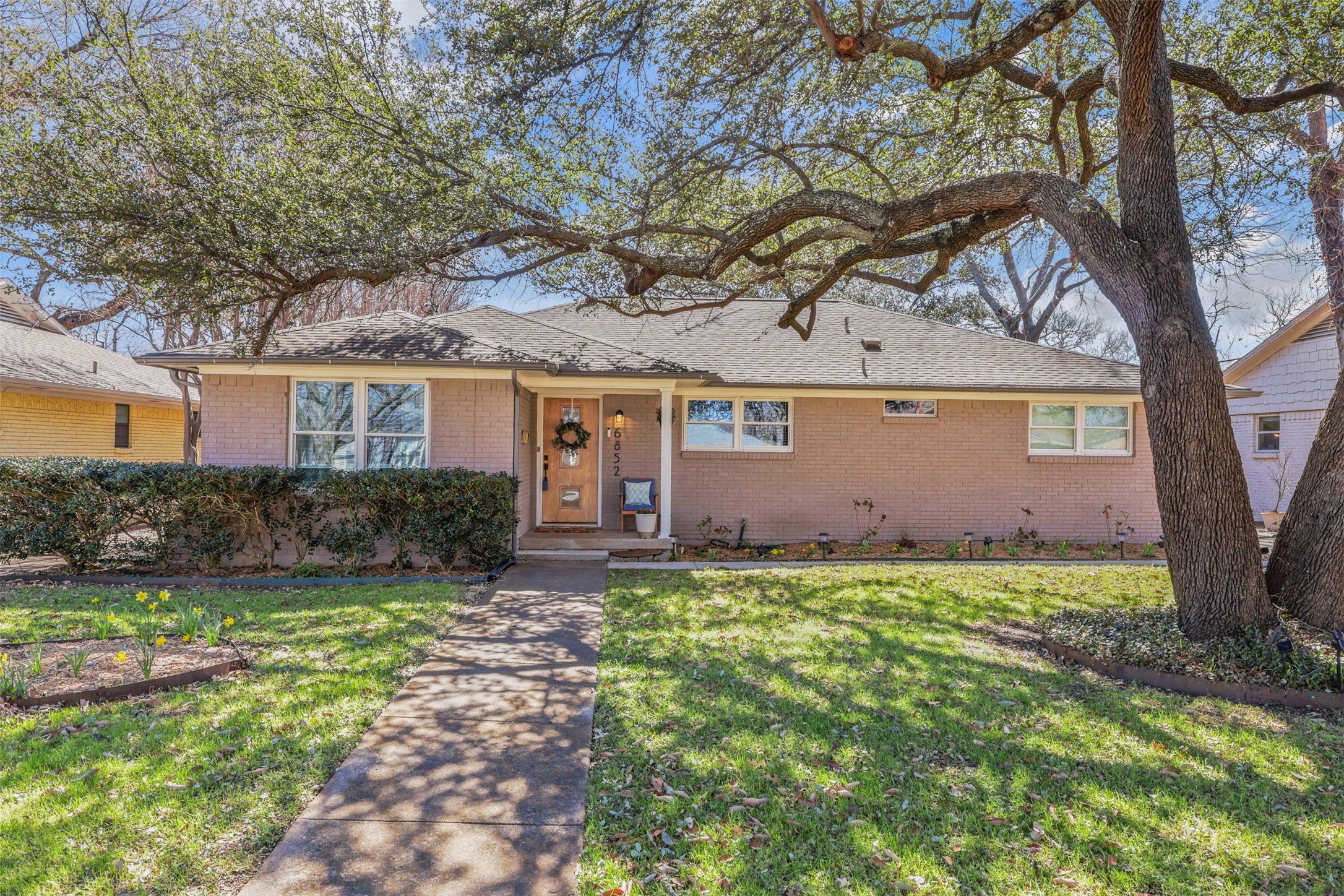 6852 Arboreal Drive Dallas TX 75231
