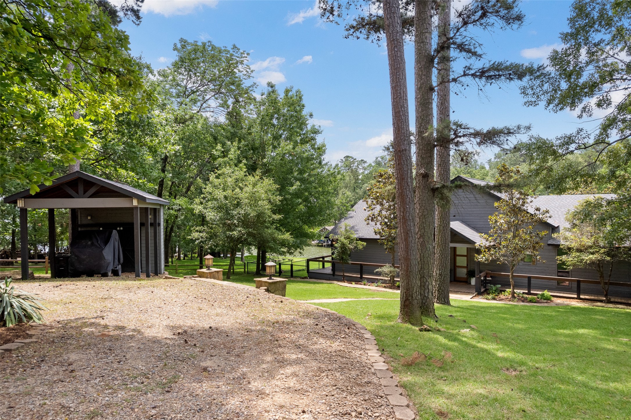 870 King Thomas Drive Scroggins TX 75480