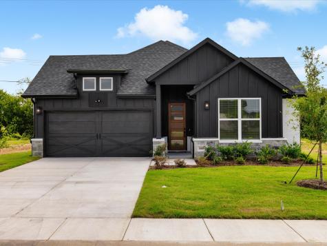 808 Tesslynn Avenue Godley TX 76044