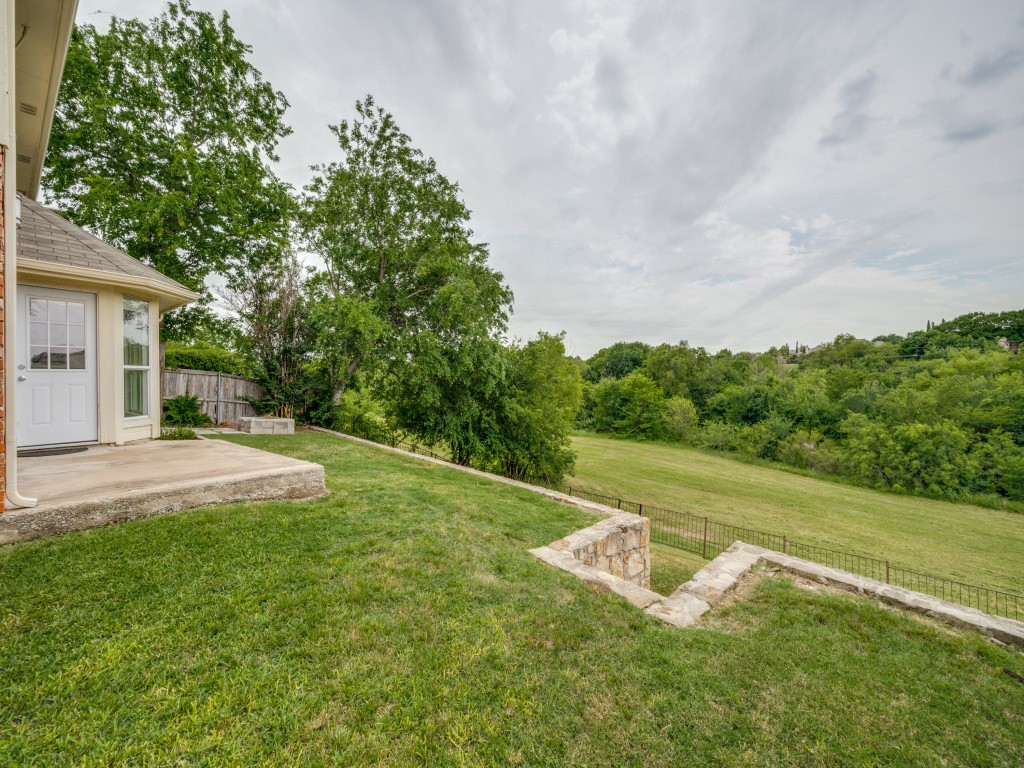 4615 Cherokee Path Carrollton TX 75010