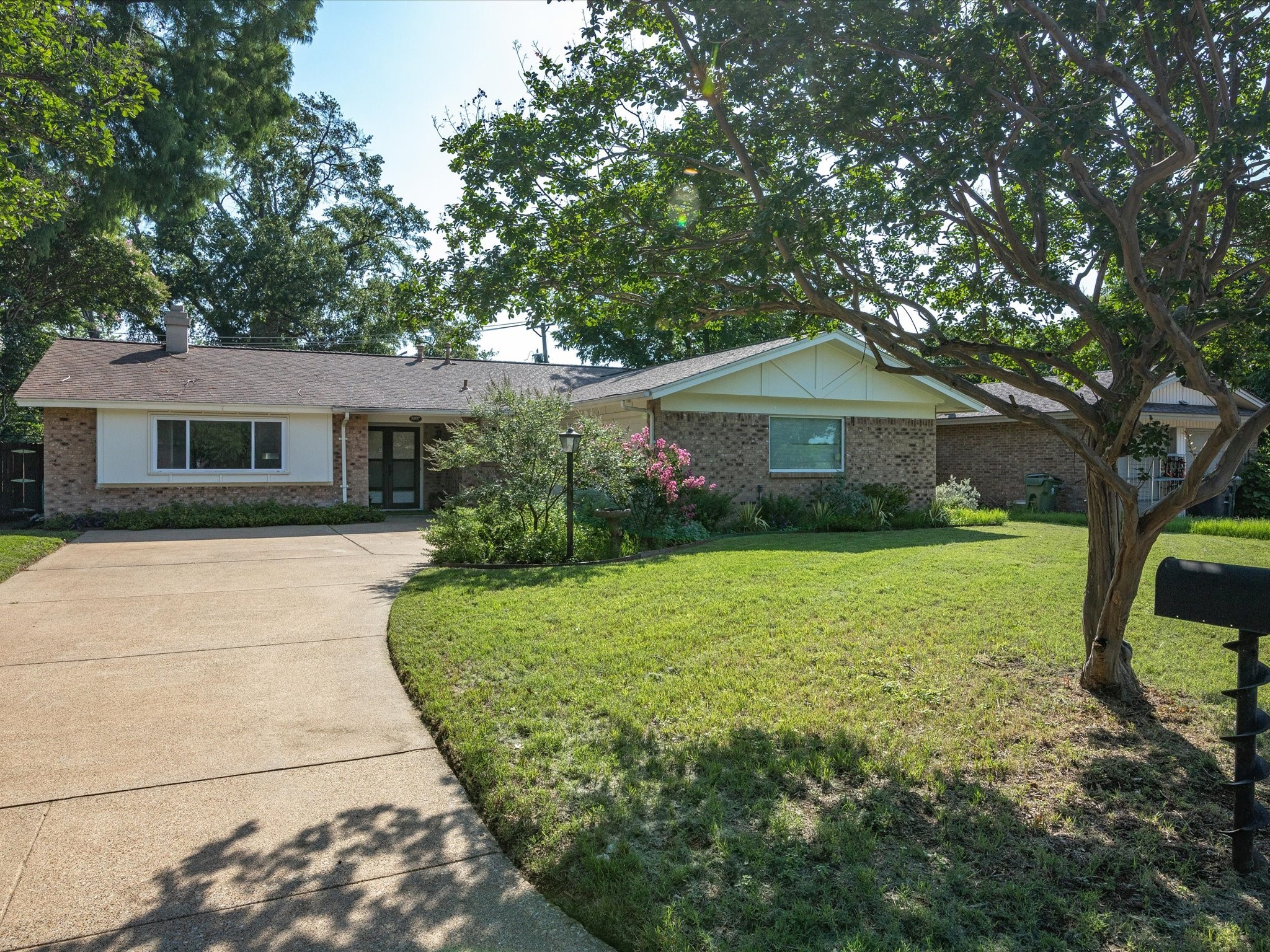 3207 Lynnwood Drive Arlington TX 76013