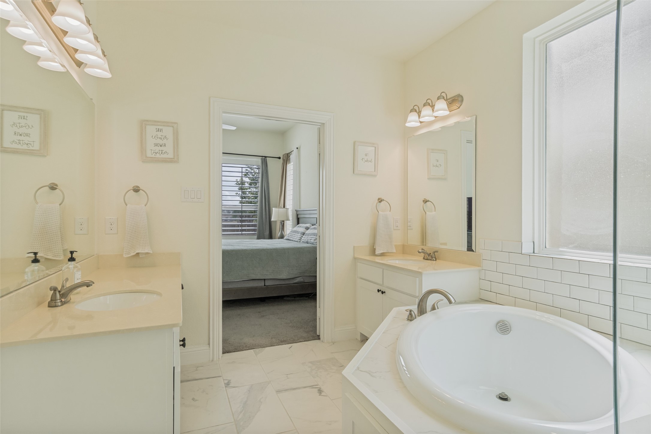 358 Gleneagles Drive Garland TX 75040