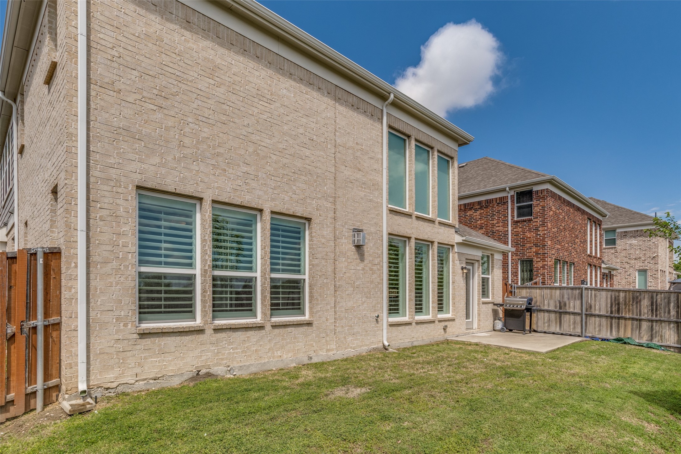 358 Gleneagles Drive Garland TX 75040