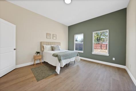 817 Stamps Avenue Fort Worth TX 76114