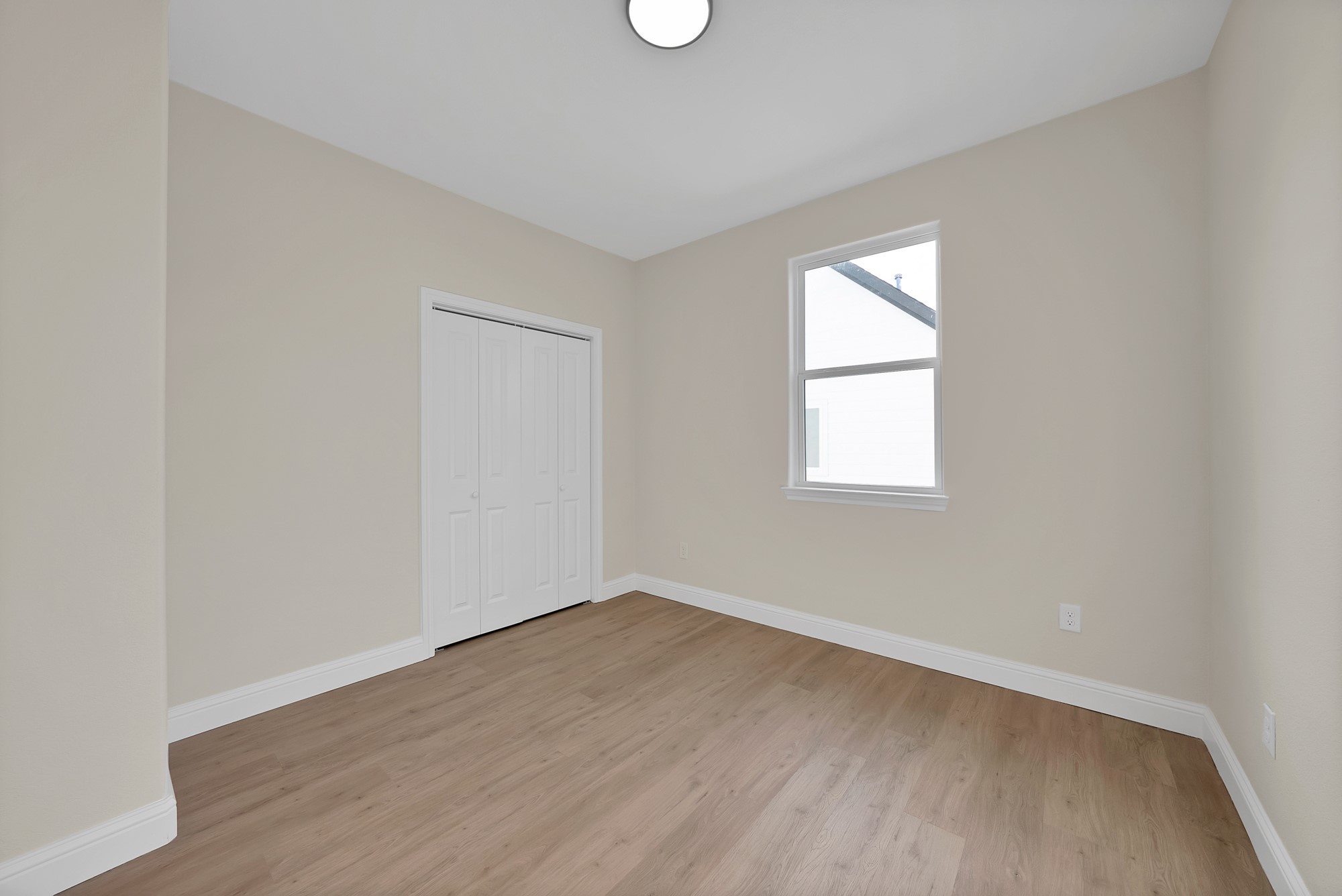 817 Stamps Avenue Fort Worth TX 76114
