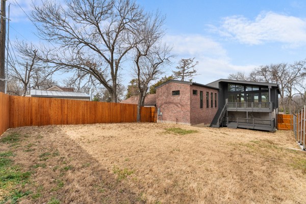 3110 W Jefferson Boulevard Dallas TX 75211