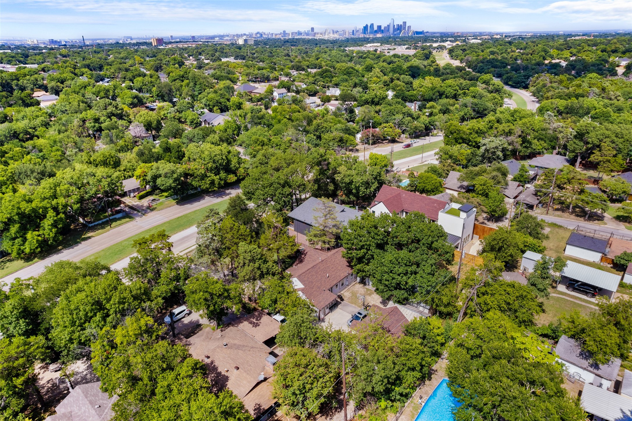 3110 W Jefferson Boulevard Dallas TX 75211