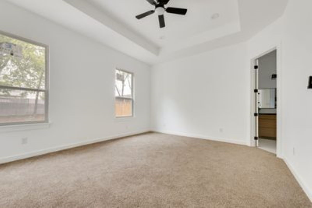 2729 Pike Drive Lancaster TX 75134
