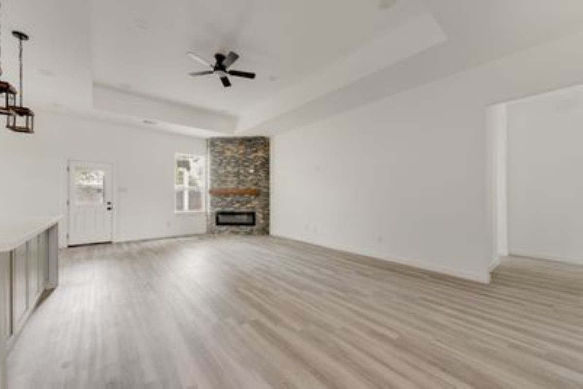 2729 Pike Drive Lancaster TX 75134