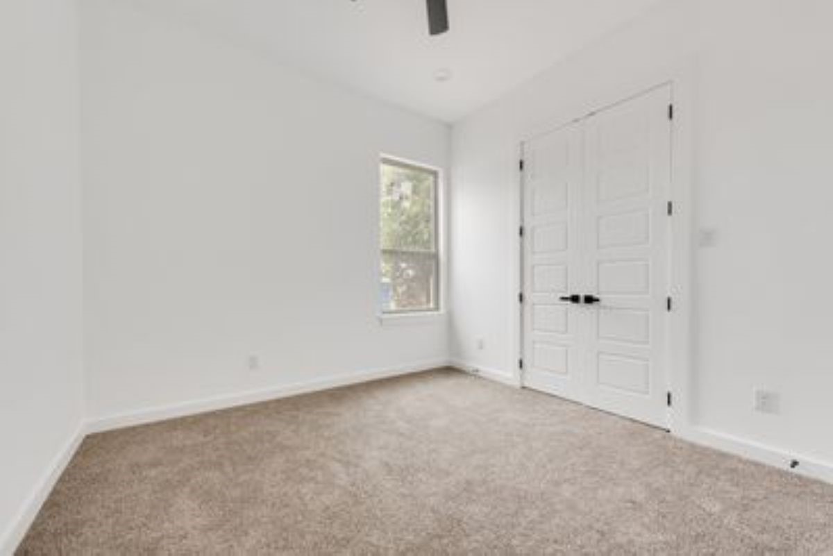 2729 Pike Drive Lancaster TX 75134