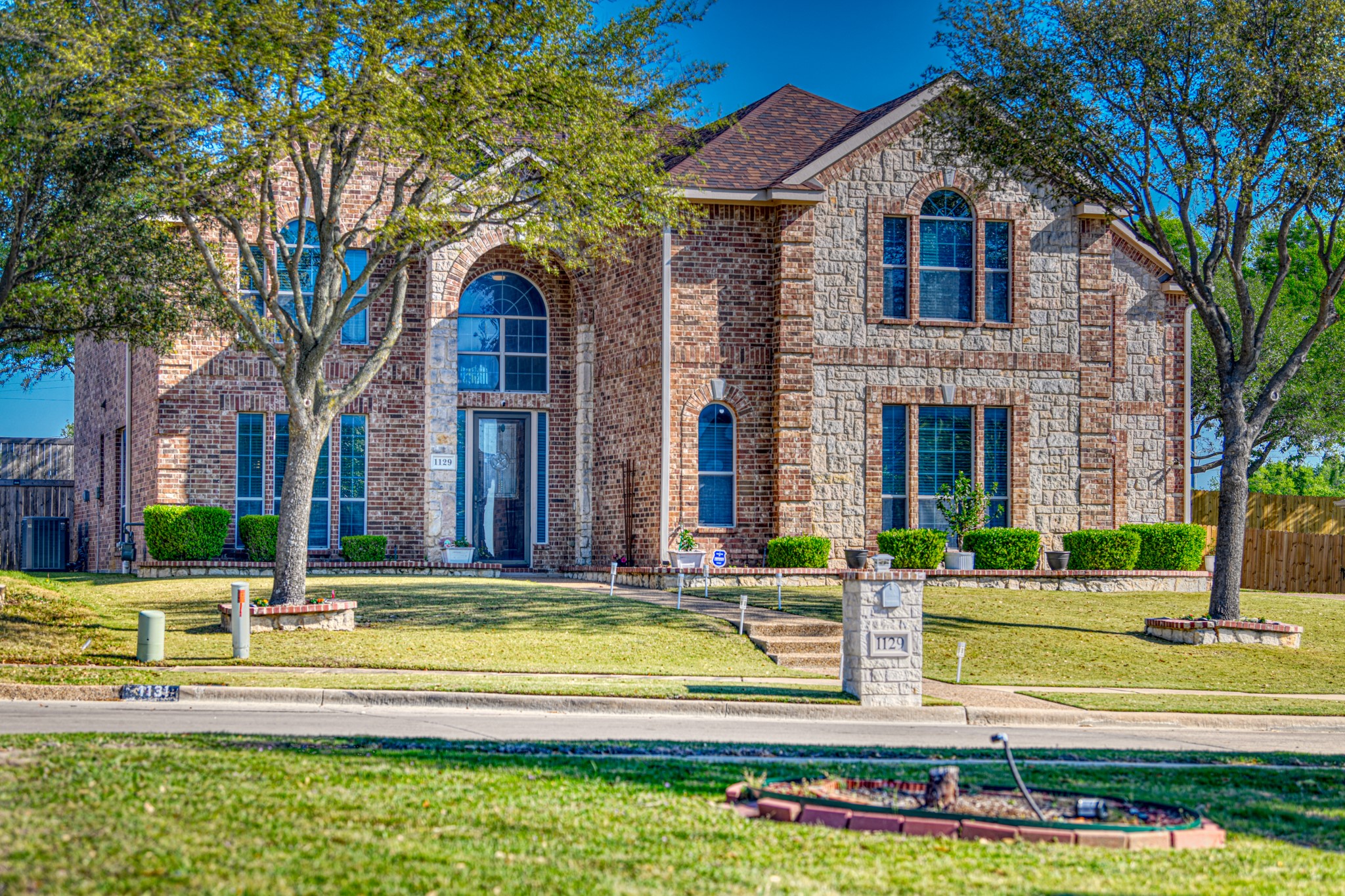 1129 Northlake Drive Desoto TX 75115