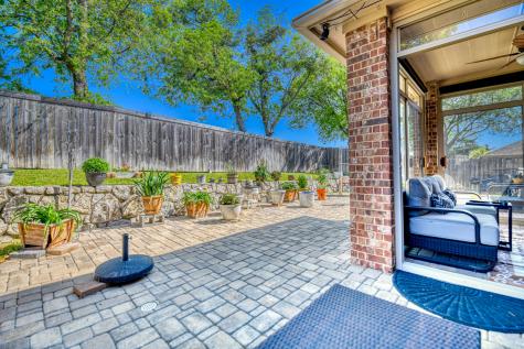 1129 Northlake Drive Desoto TX 75115