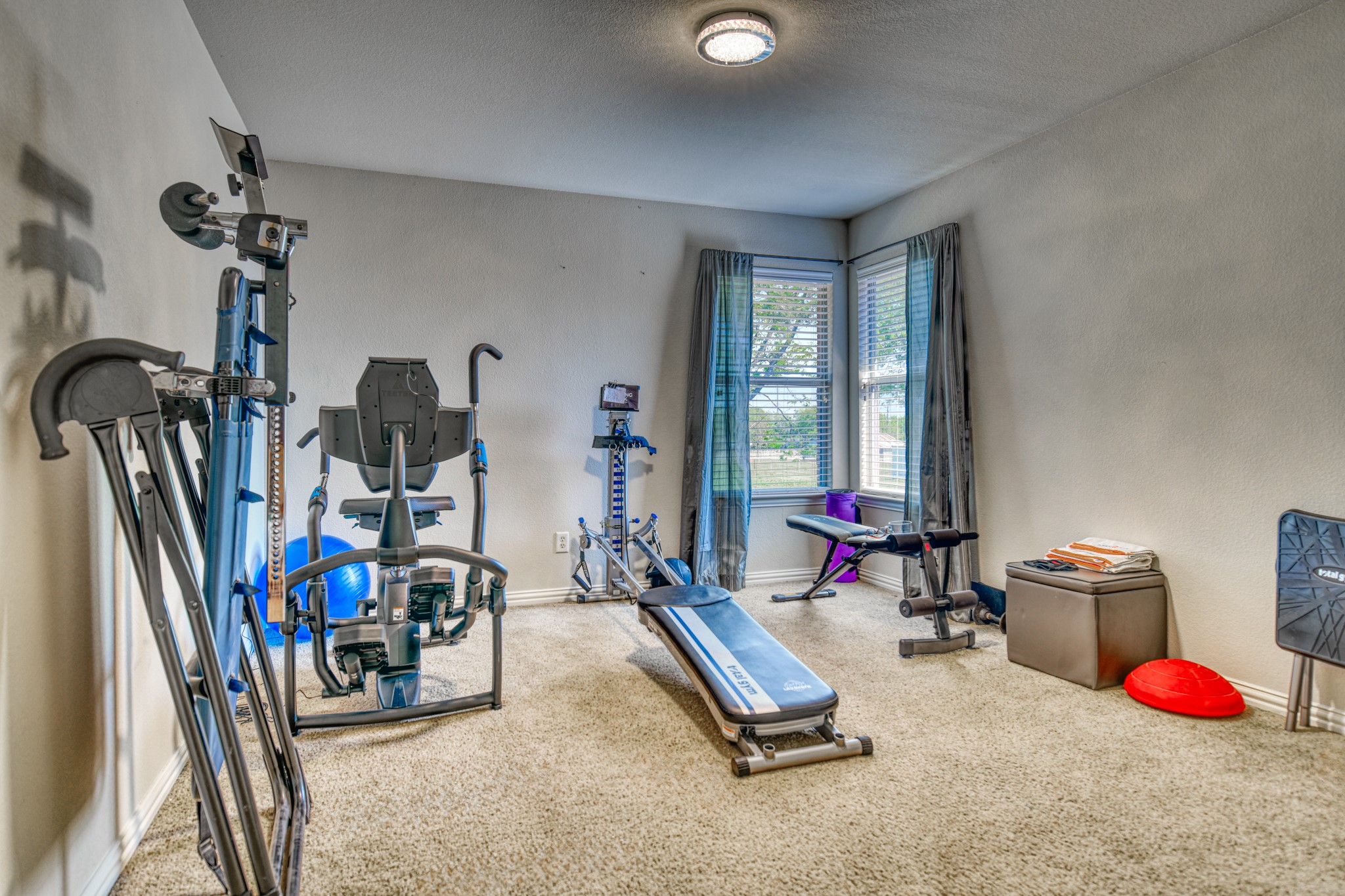 1129 Northlake Drive Desoto TX 75115