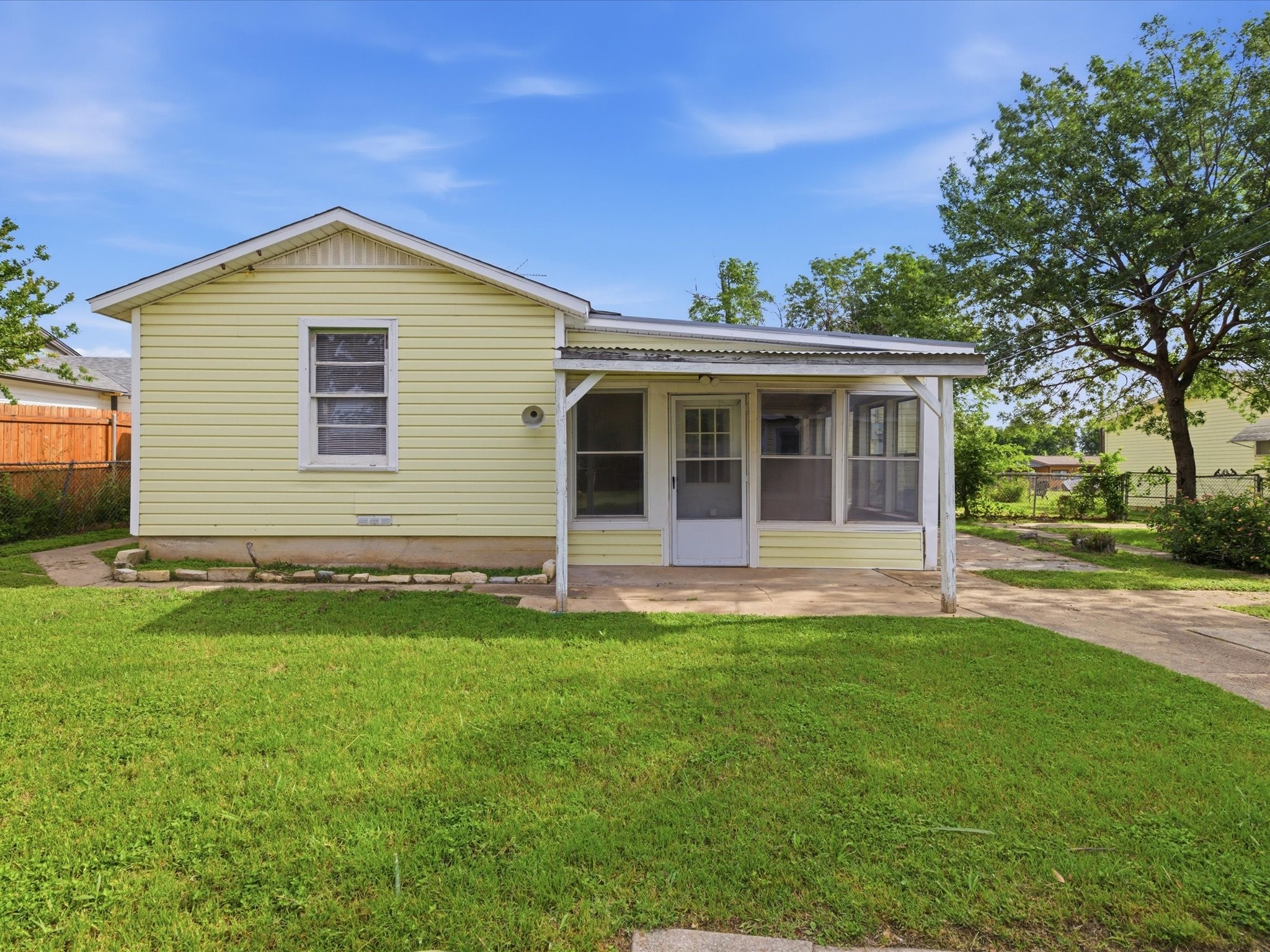 5113 Flagstone Drive Sansom Park TX 76114