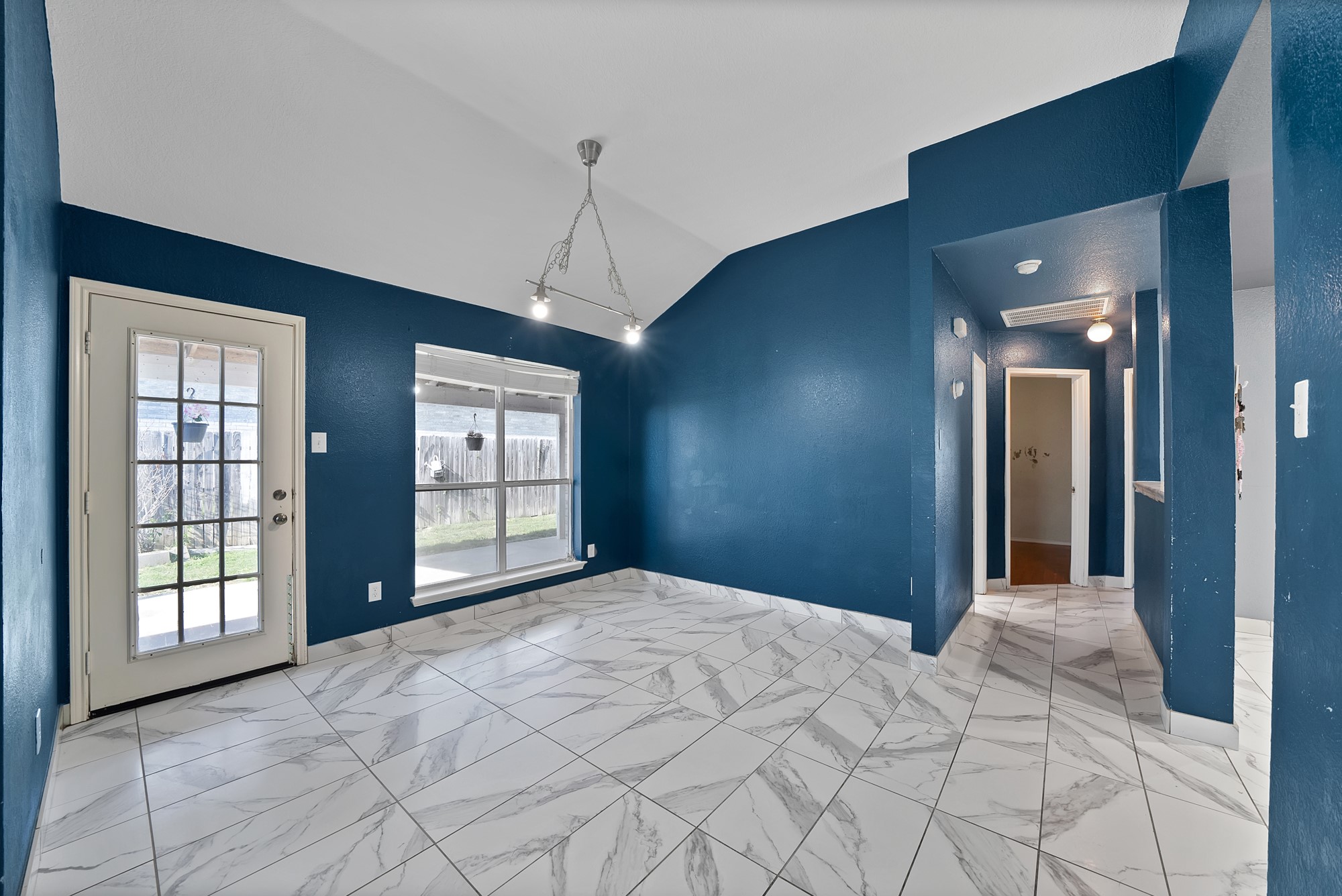 828 Windswept Drive Cedar Hill TX 75104