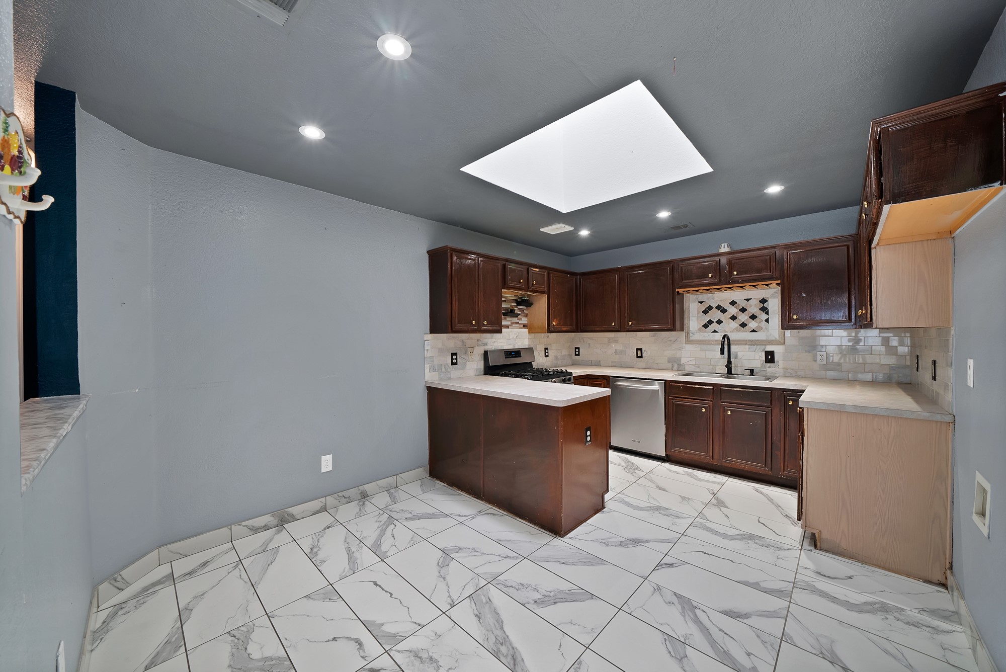 828 Windswept Drive Cedar Hill TX 75104