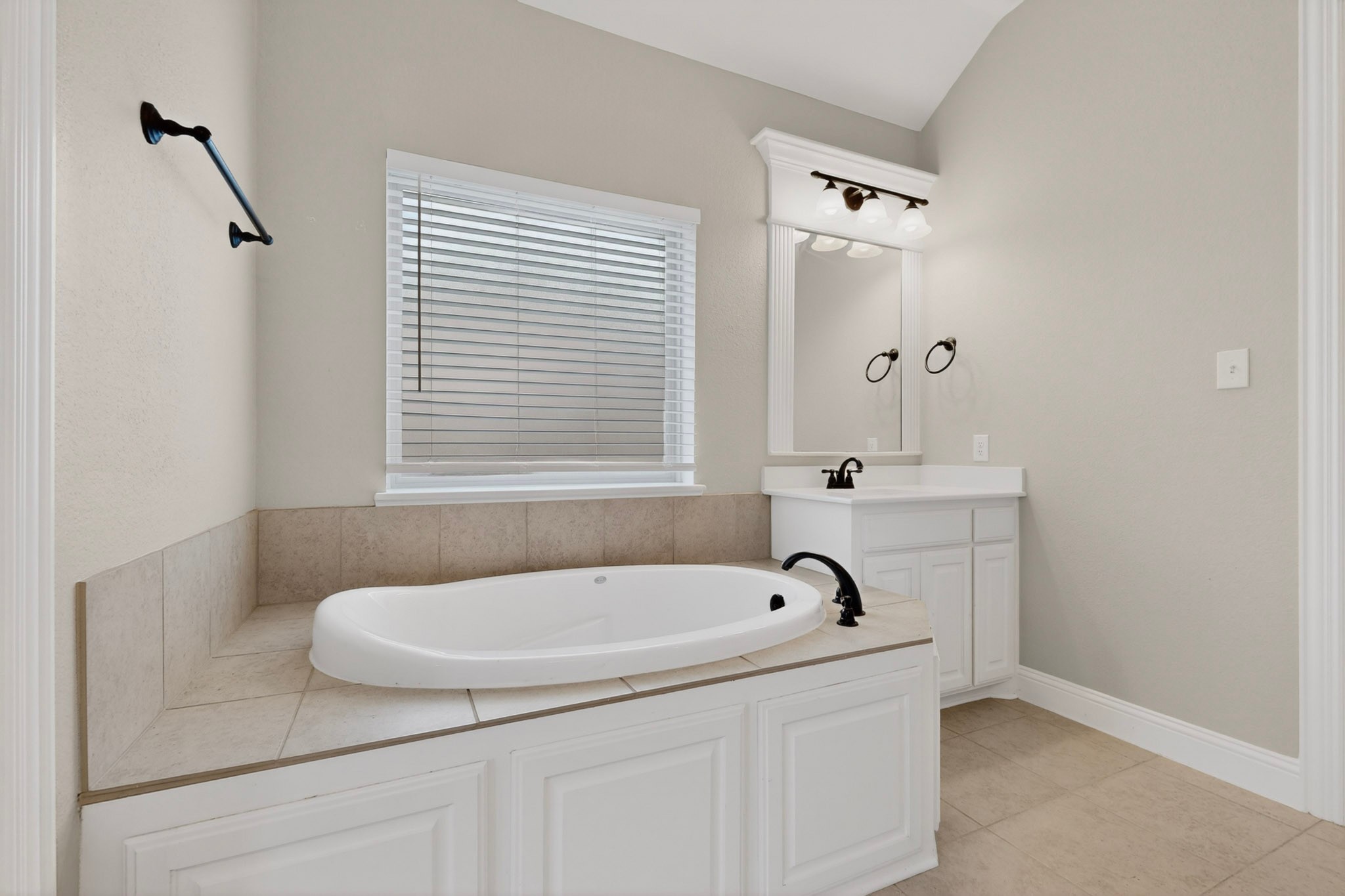 1567 Harrison Circle Waxahachie TX 75165