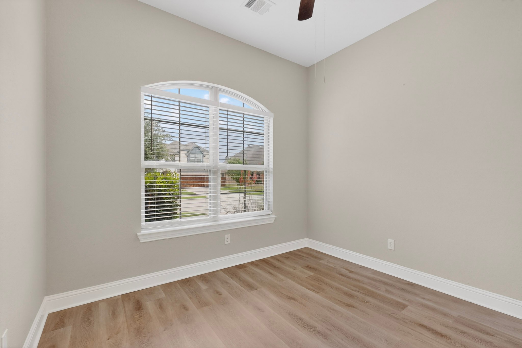 1567 Harrison Circle Waxahachie TX 75165
