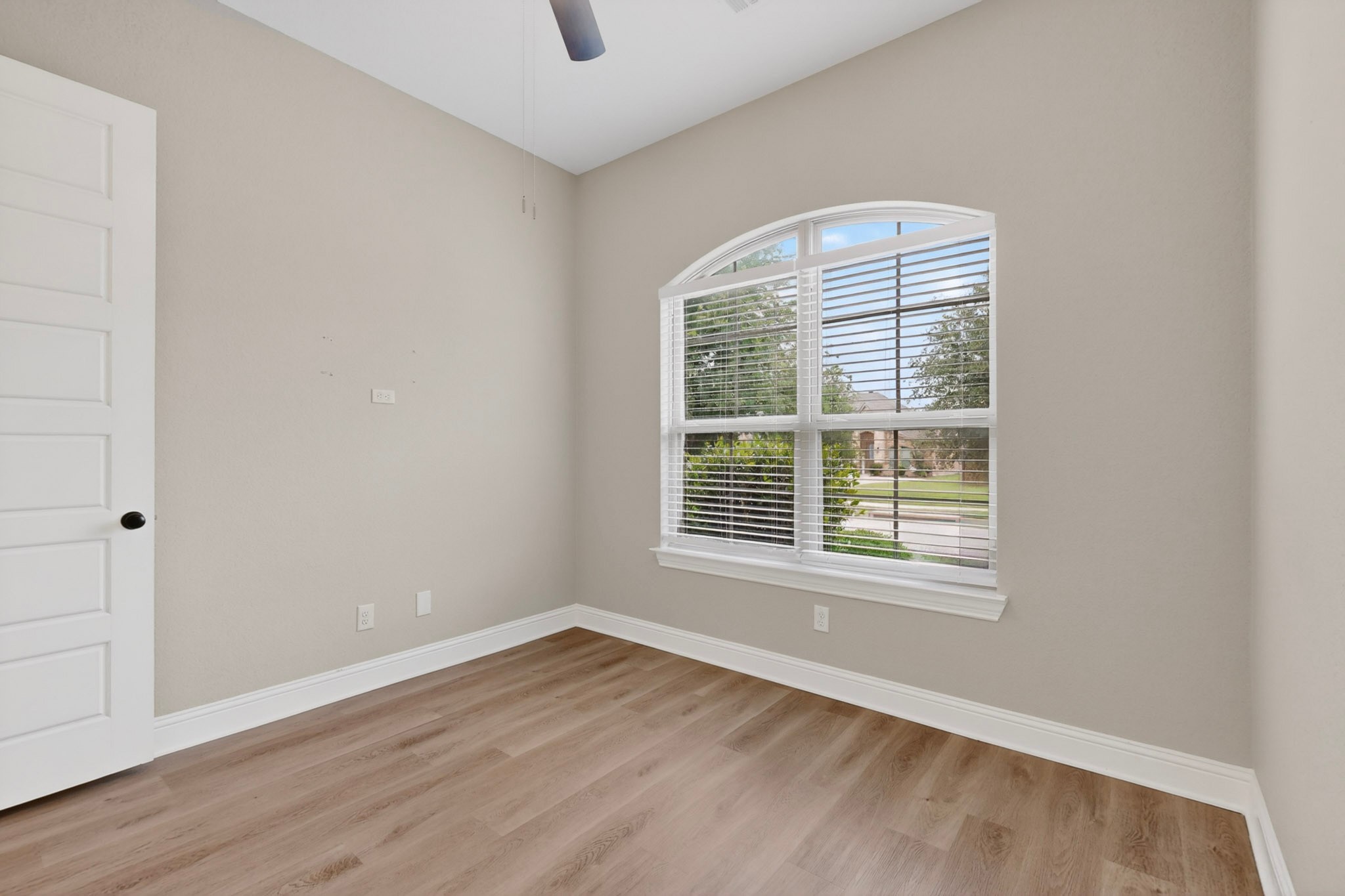 1567 Harrison Circle Waxahachie TX 75165