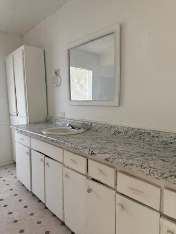 1630 Fitzhugh Avenue Paris TX 75460