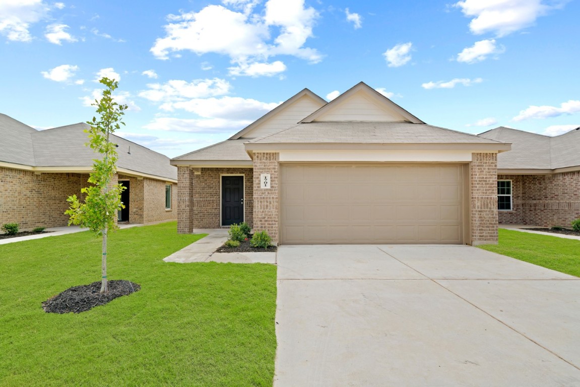 1701 Luke Street Ennis TX 75119