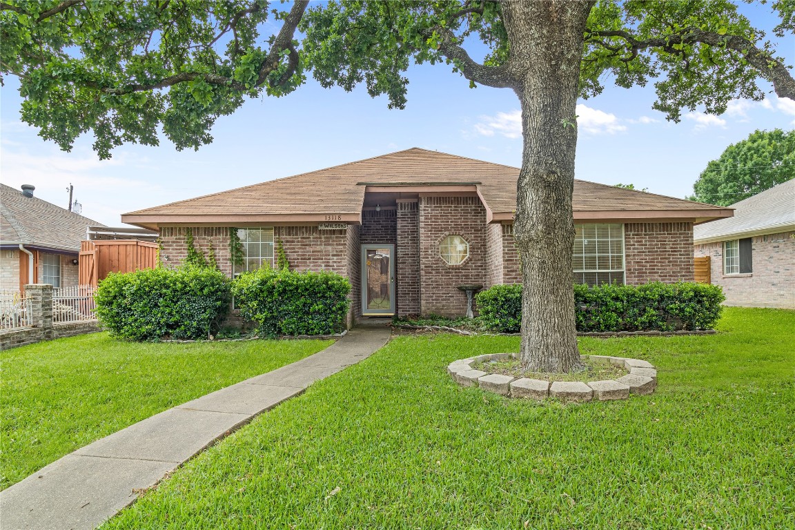 13118 Green Valley Drive Balch Springs TX 75180