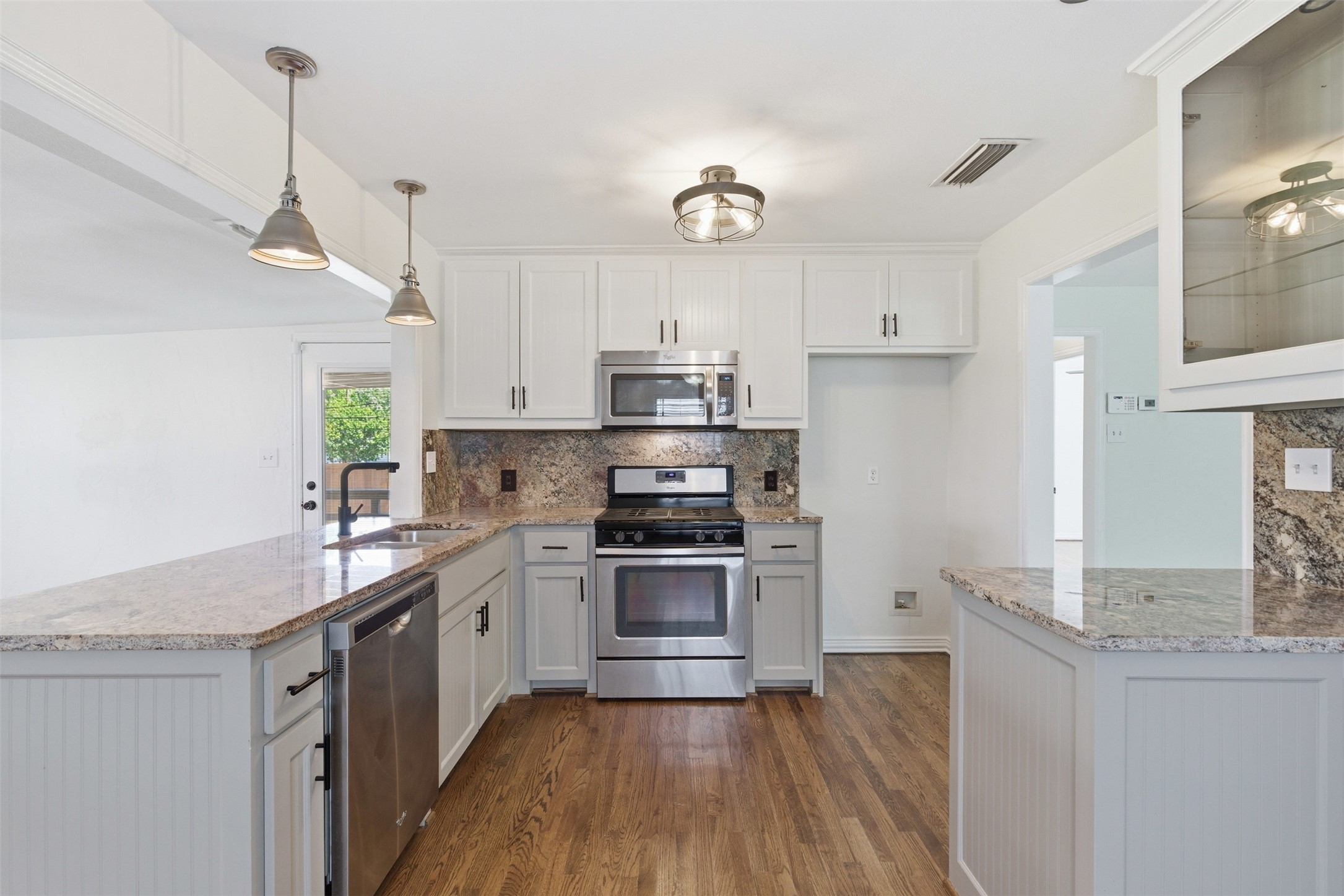 2615 Alco Avenue Dallas TX 75211