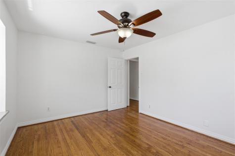 2615 Alco Avenue Dallas TX 75211