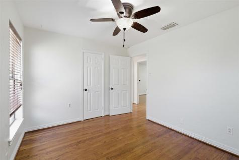 2615 Alco Avenue Dallas TX 75211