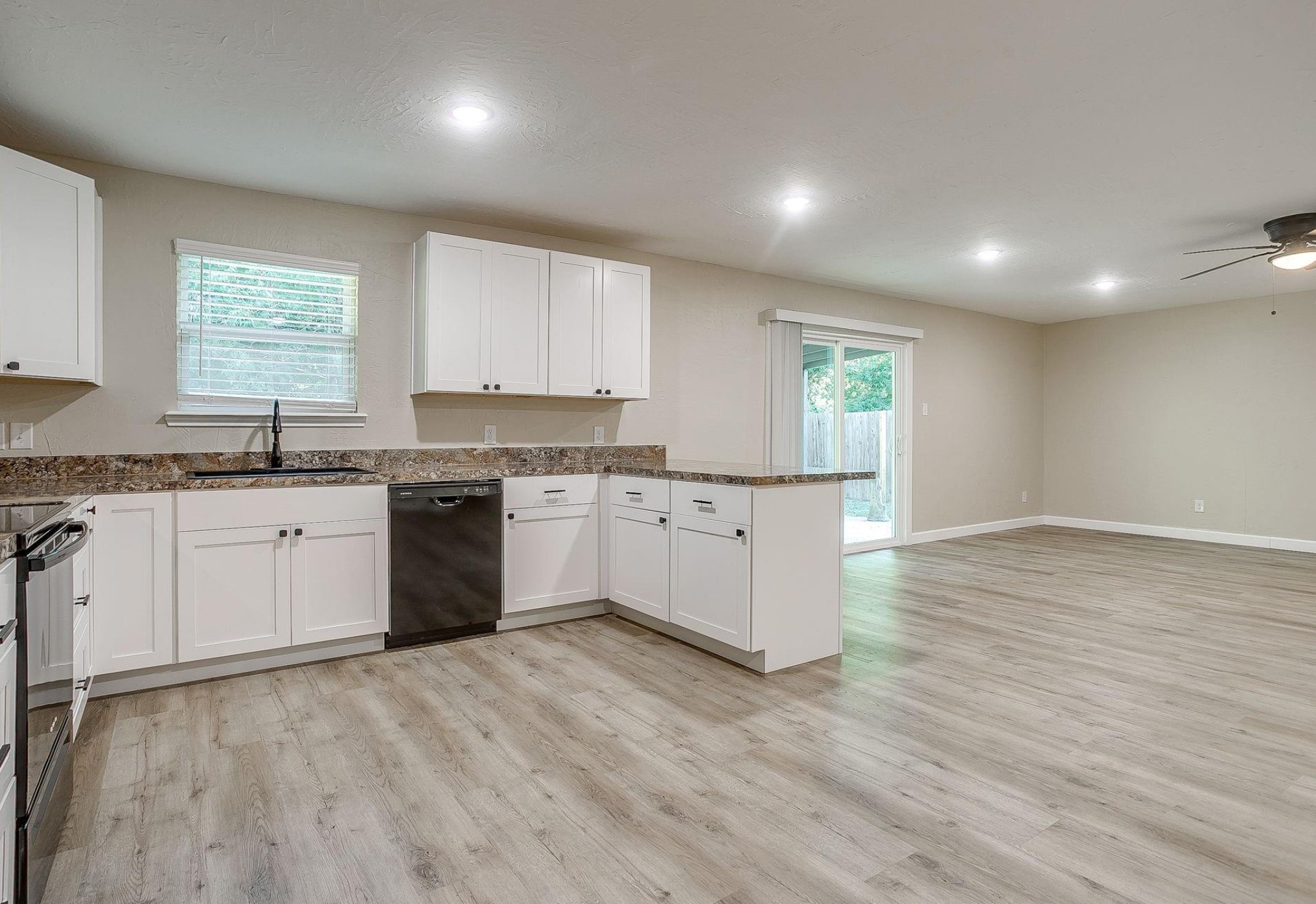 7412 Ewing Avenue Fort Worth TX 76116