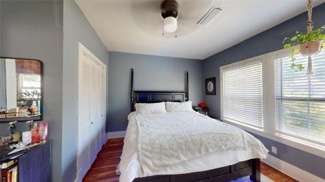 704 Cameron Avenue Dallas TX 75223