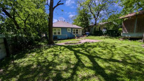 704 Cameron Avenue Dallas TX 75223