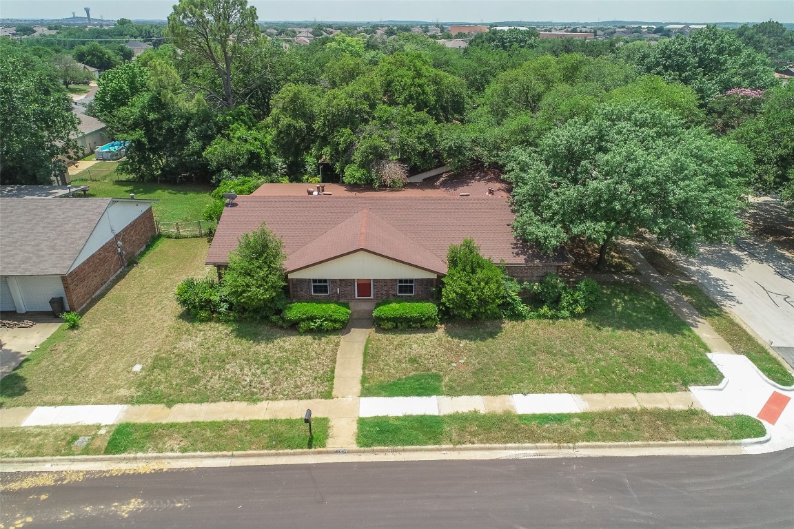 809 Redbud Street Crowley TX 76036