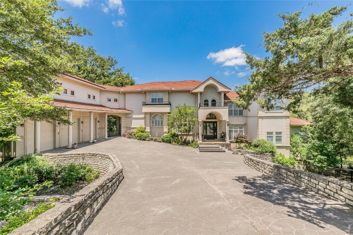 2706 Mark Twain Court Arlington TX 76006